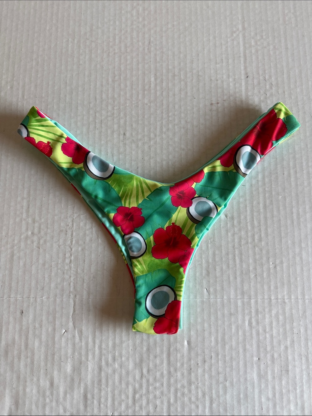 NWT Moana Bikini Hibiscus Coconut Pattern